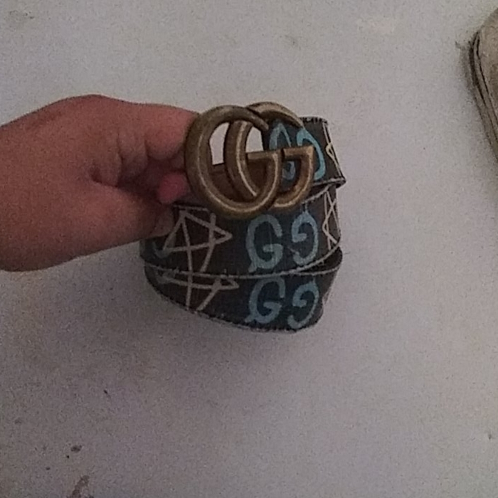 Gucci belt